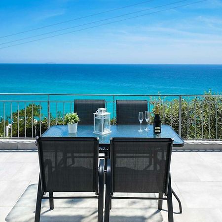 לימנריה Endless View Villa מראה חיצוני תמונה