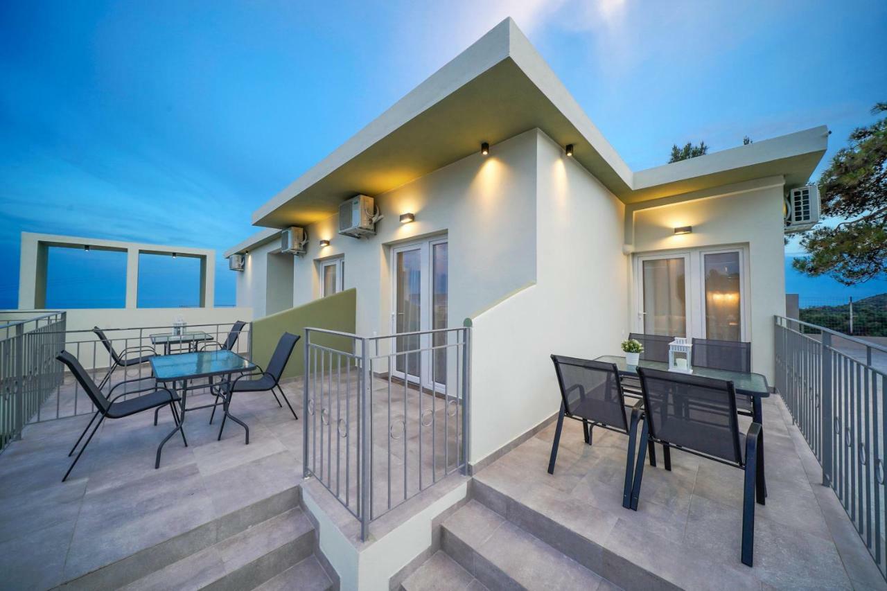 לימנריה Endless View Villa מראה חיצוני תמונה