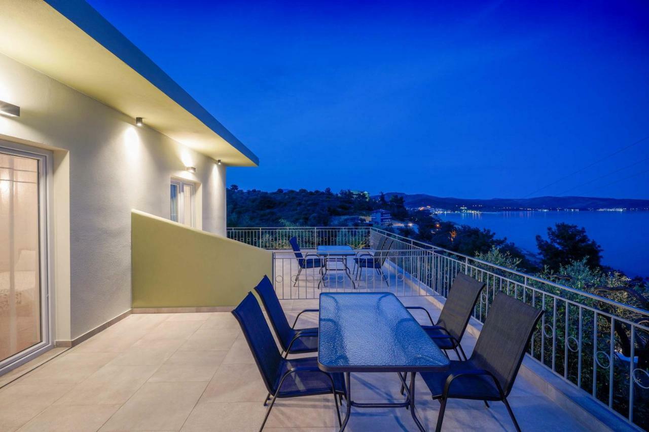 לימנריה Endless View Villa מראה חיצוני תמונה